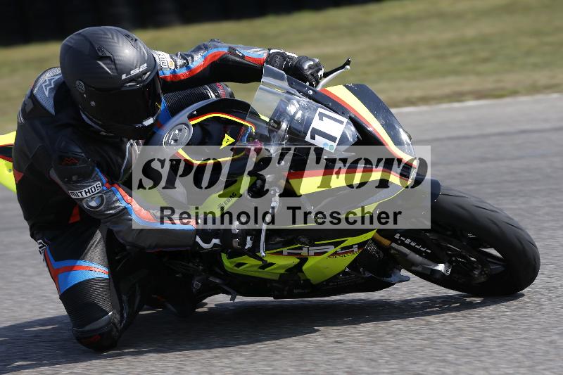 Archiv-2025/49 26.08.2025 Cornu Master School ADR/blau-bleu/11